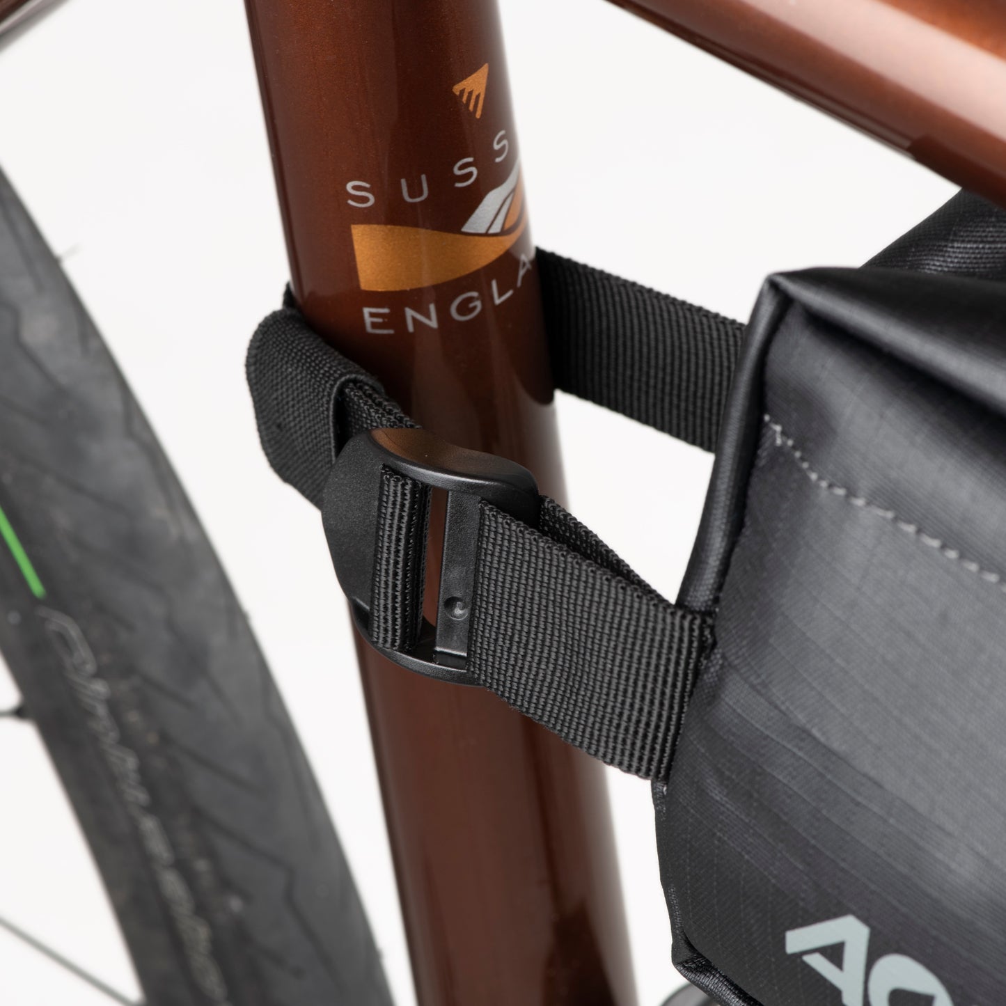 Oxford Aqua Evo Adventure Frame Pack - Black