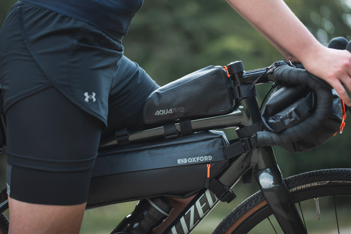 Oxford Aqua Evo Adventure Frame Pack - Black