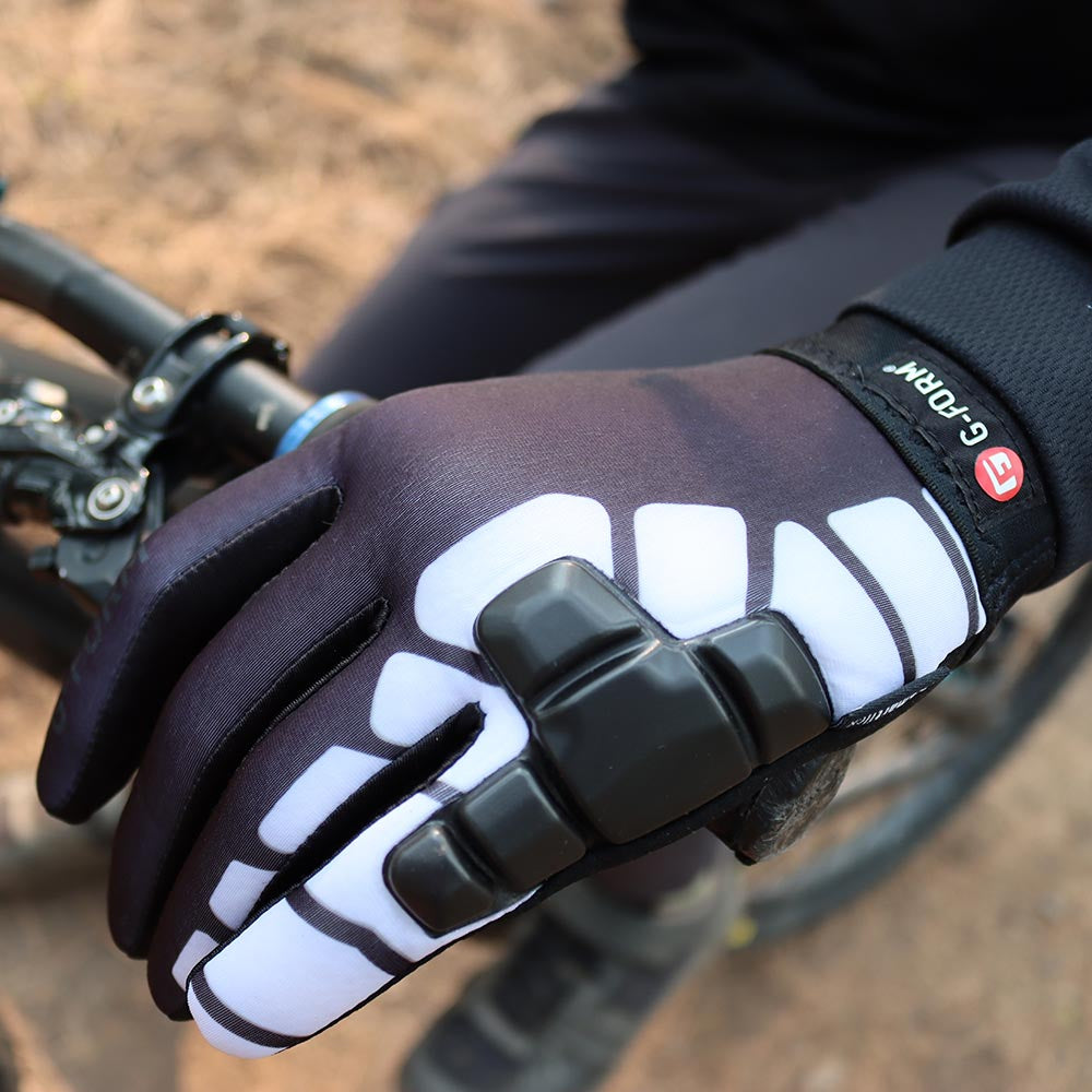 G-Form Bolle Cold Weather Glove Black/White